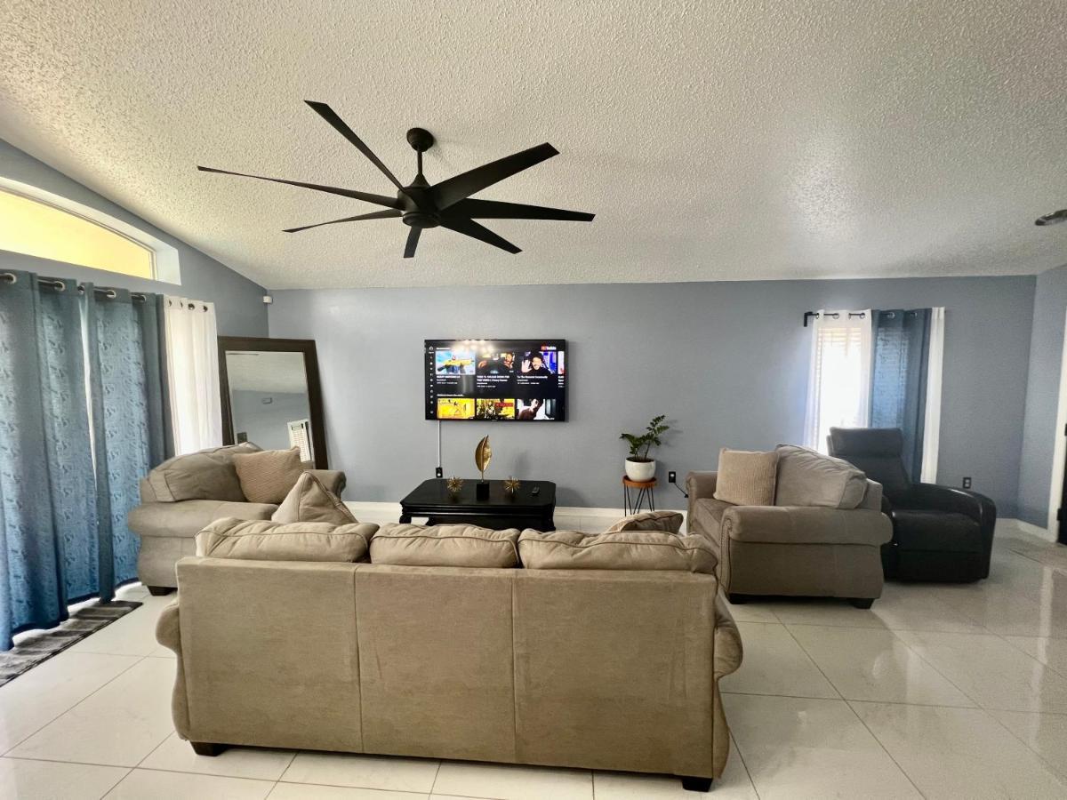 Grand Superior 4Br Pool House Near Disney Parks Davenport Exterior photo