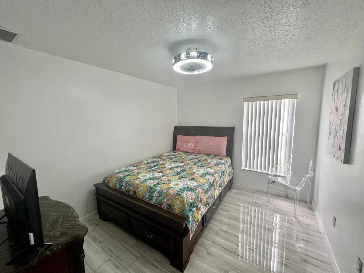 Grand Superior 4Br Pool House Near Disney Parks Davenport Exterior photo